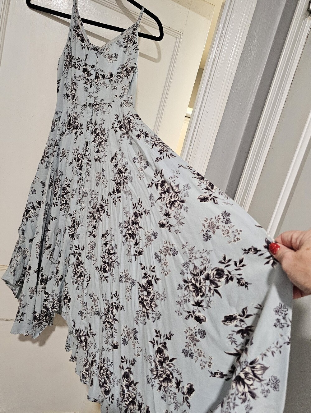 Angie Womens Large Light Blue Floral Handkerchief Hem Midi Dress Spaghetti Strap